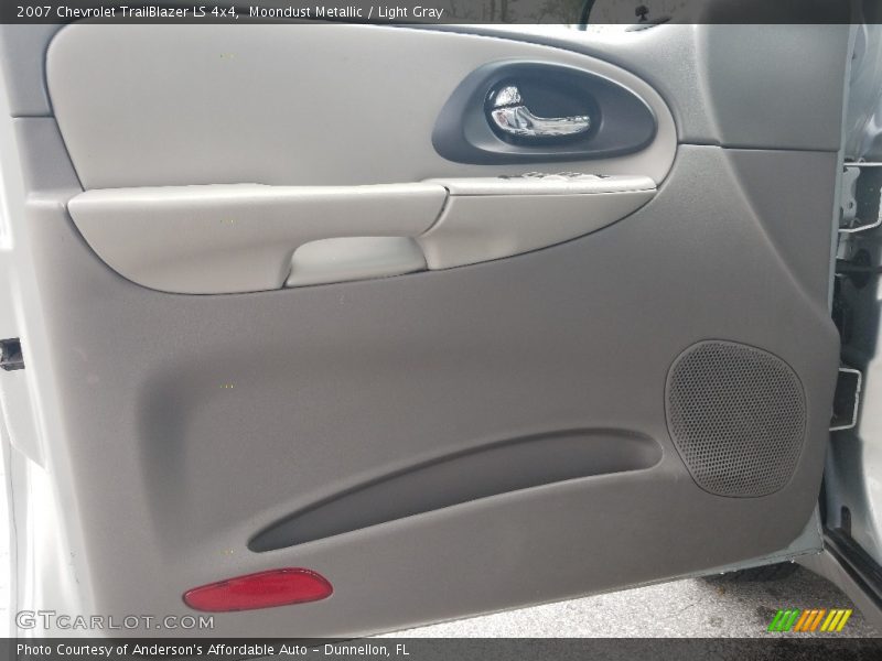 Moondust Metallic / Light Gray 2007 Chevrolet TrailBlazer LS 4x4