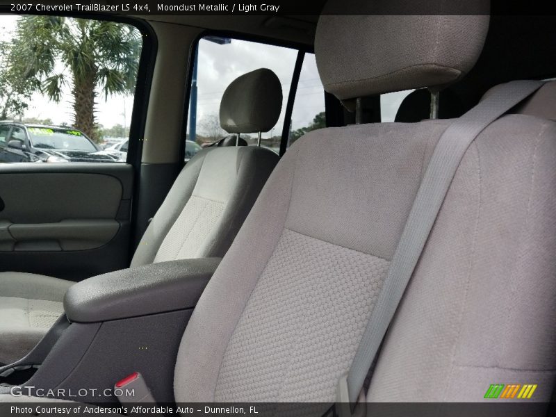 Moondust Metallic / Light Gray 2007 Chevrolet TrailBlazer LS 4x4