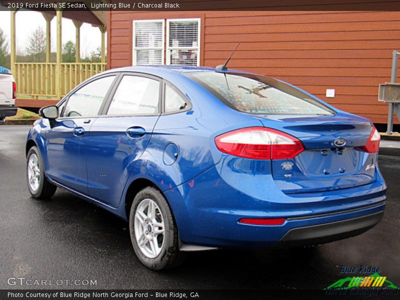 Lightning Blue / Charcoal Black 2019 Ford Fiesta SE Sedan