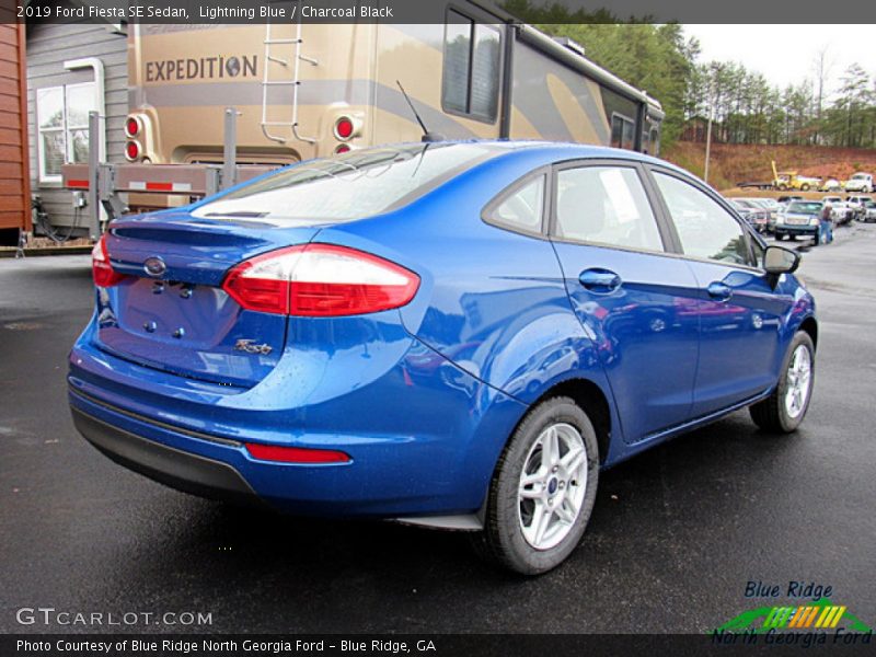 Lightning Blue / Charcoal Black 2019 Ford Fiesta SE Sedan