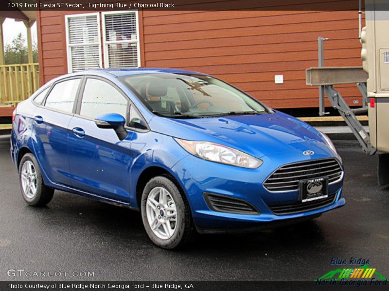 Lightning Blue / Charcoal Black 2019 Ford Fiesta SE Sedan