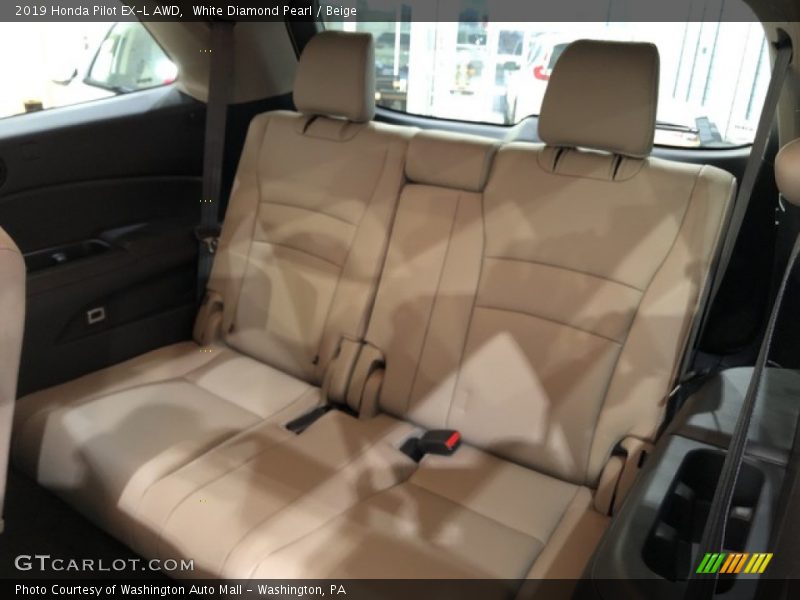 White Diamond Pearl / Beige 2019 Honda Pilot EX-L AWD