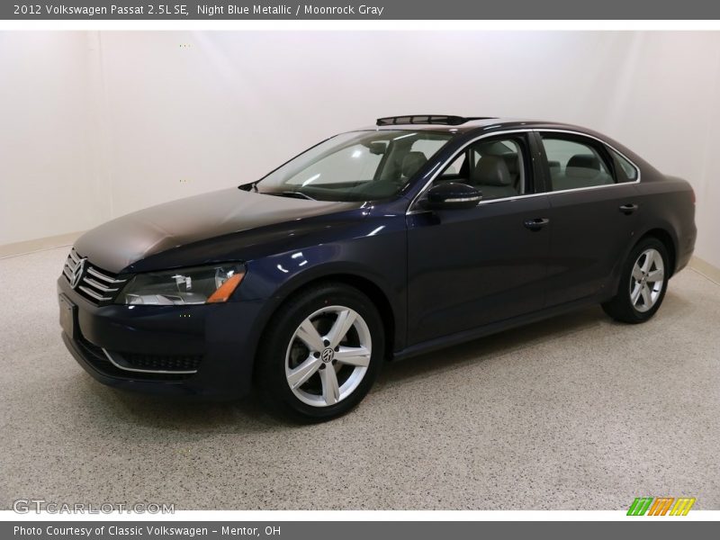 Night Blue Metallic / Moonrock Gray 2012 Volkswagen Passat 2.5L SE