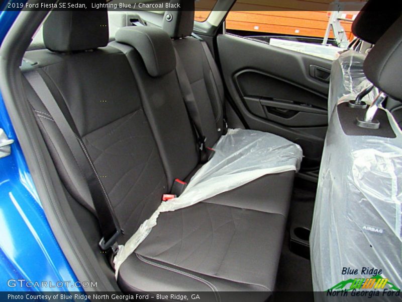Lightning Blue / Charcoal Black 2019 Ford Fiesta SE Sedan
