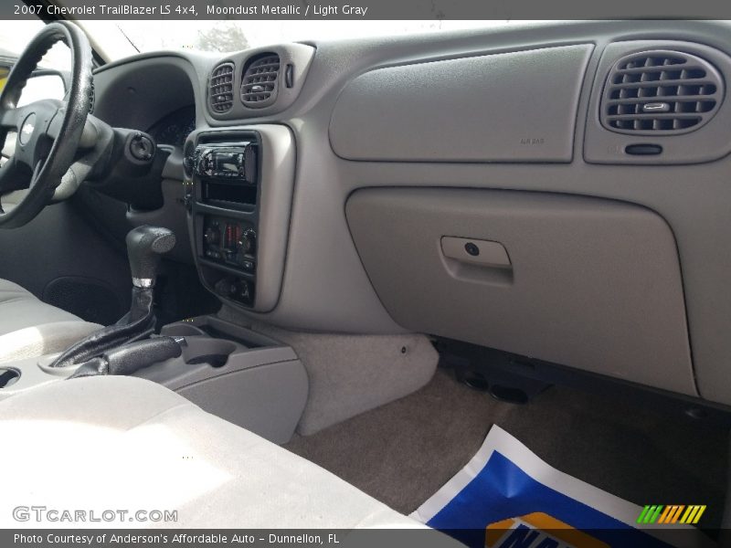 Moondust Metallic / Light Gray 2007 Chevrolet TrailBlazer LS 4x4