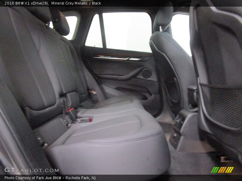 Mineral Grey Metallic / Black 2016 BMW X1 xDrive28i