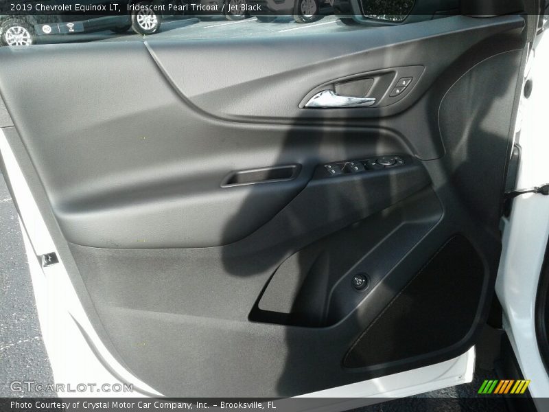 Iridescent Pearl Tricoat / Jet Black 2019 Chevrolet Equinox LT