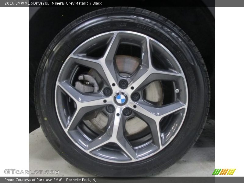 Mineral Grey Metallic / Black 2016 BMW X1 xDrive28i