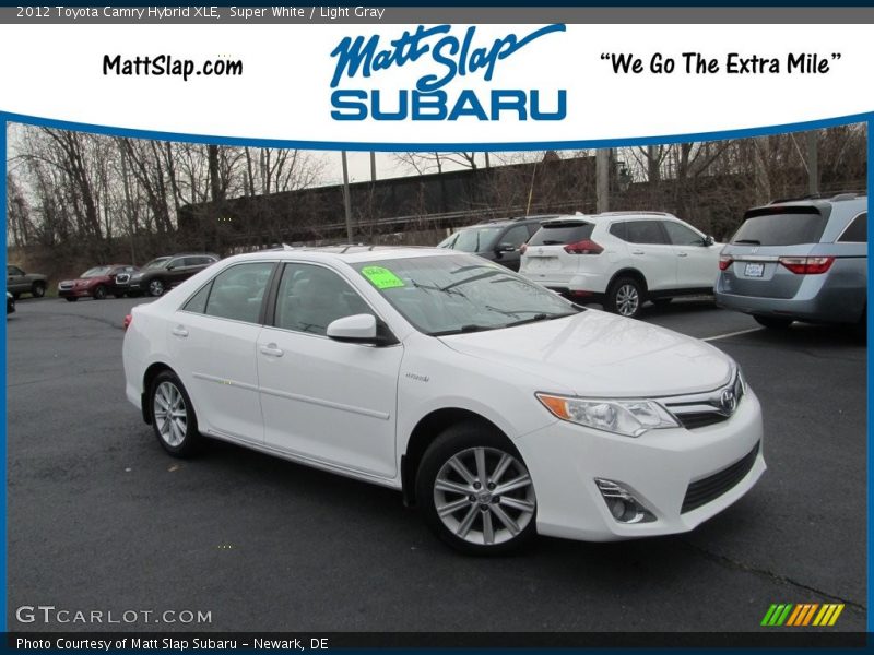 Super White / Light Gray 2012 Toyota Camry Hybrid XLE