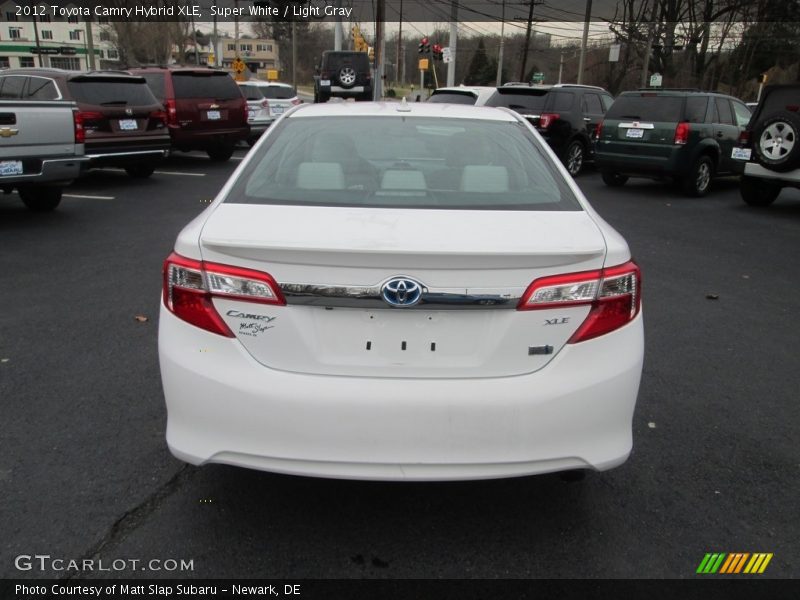 Super White / Light Gray 2012 Toyota Camry Hybrid XLE