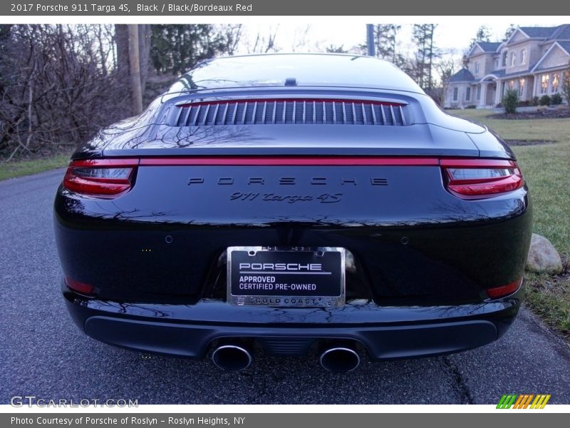 Black / Black/Bordeaux Red 2017 Porsche 911 Targa 4S