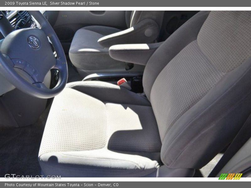 Silver Shadow Pearl / Stone 2009 Toyota Sienna LE