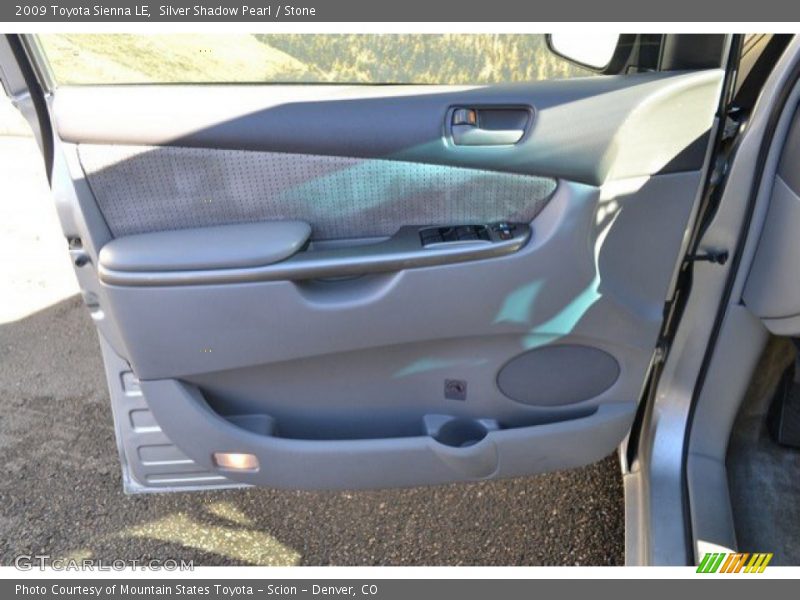 Silver Shadow Pearl / Stone 2009 Toyota Sienna LE