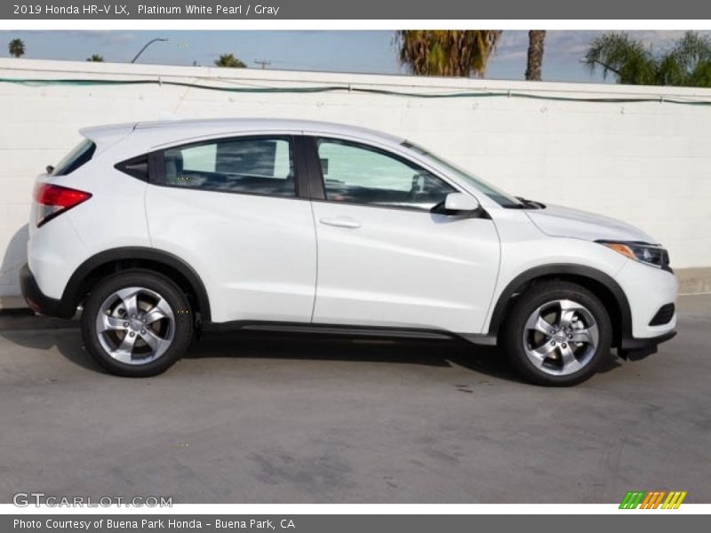 Platinum White Pearl / Gray 2019 Honda HR-V LX
