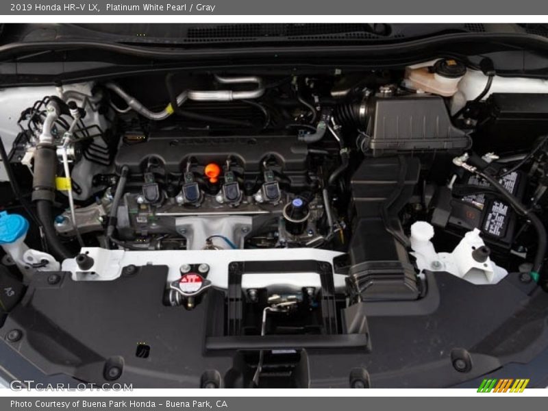 Platinum White Pearl / Gray 2019 Honda HR-V LX