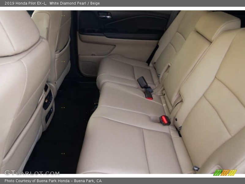 White Diamond Pearl / Beige 2019 Honda Pilot EX-L