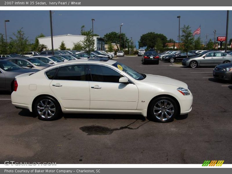 Ivory Pearl / Wheat 2007 Infiniti M 35 Sedan