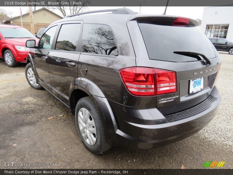 Bruiser Grey / Black 2018 Dodge Journey SE