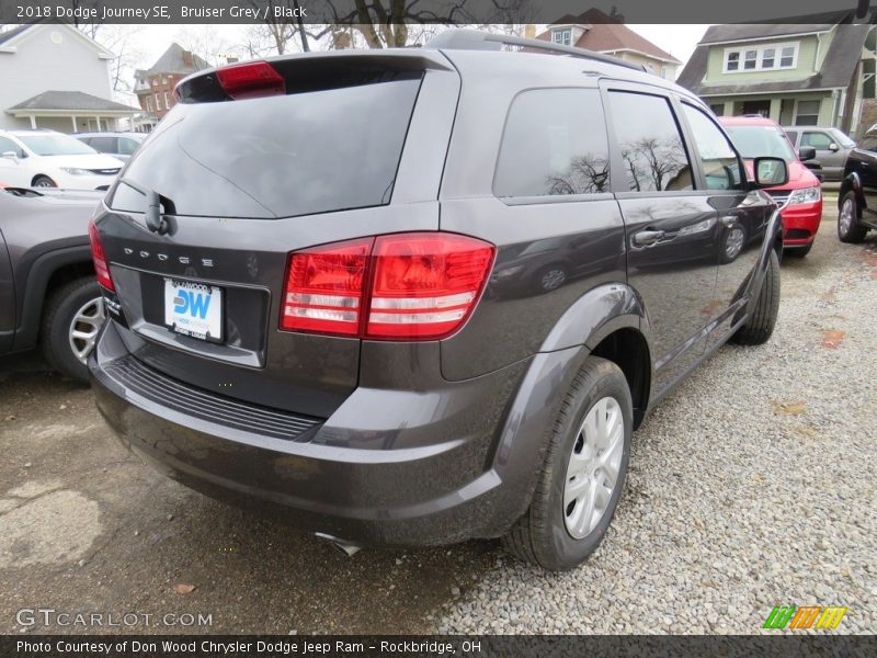 Bruiser Grey / Black 2018 Dodge Journey SE