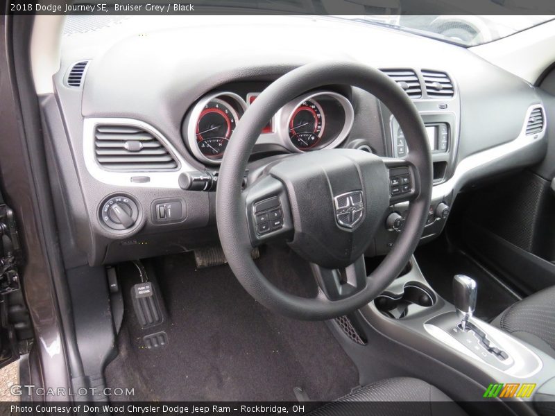 Bruiser Grey / Black 2018 Dodge Journey SE