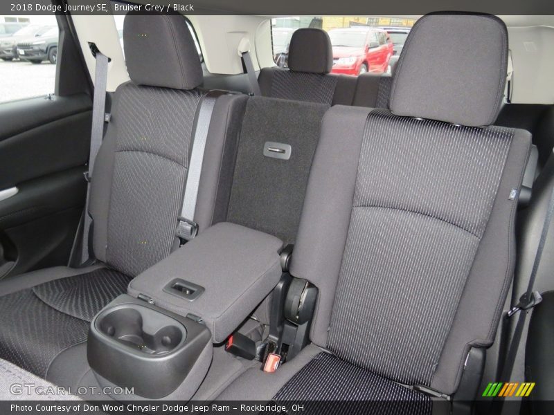 Bruiser Grey / Black 2018 Dodge Journey SE