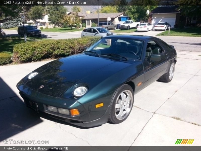 Moss Metallic Green / Dark Green 1983 Porsche 928 S