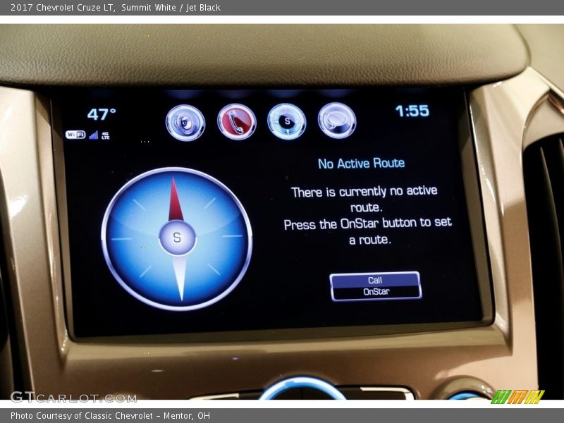 Summit White / Jet Black 2017 Chevrolet Cruze LT