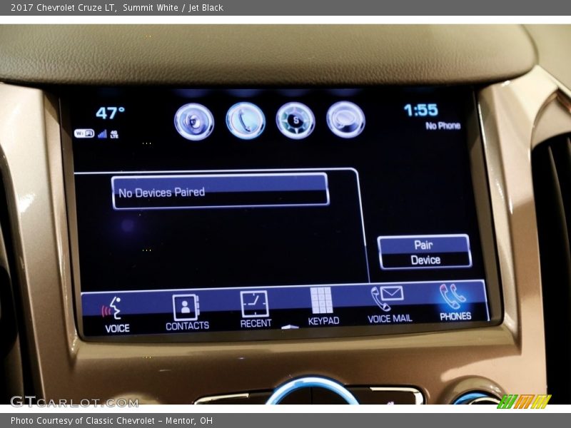 Summit White / Jet Black 2017 Chevrolet Cruze LT