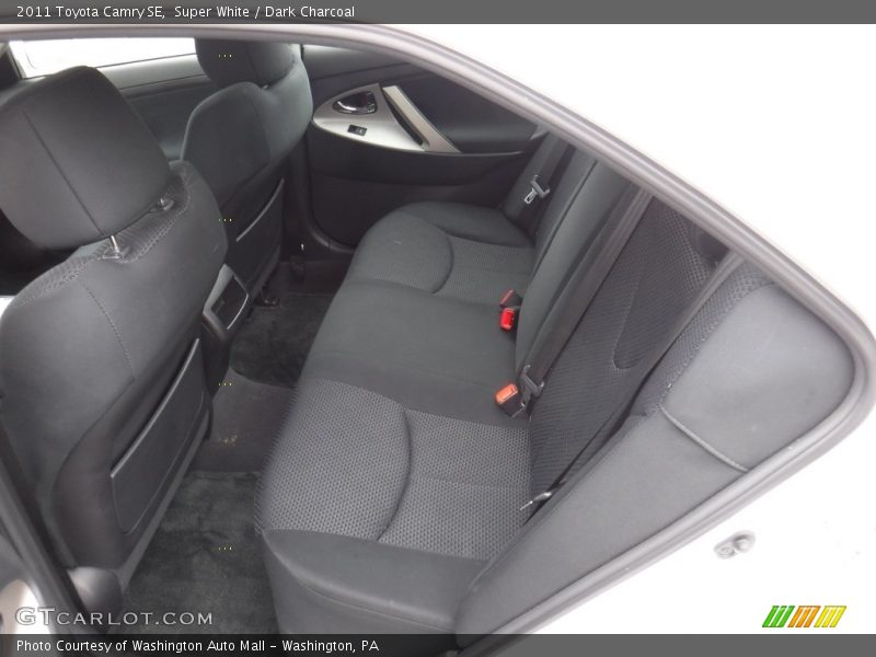 Super White / Dark Charcoal 2011 Toyota Camry SE