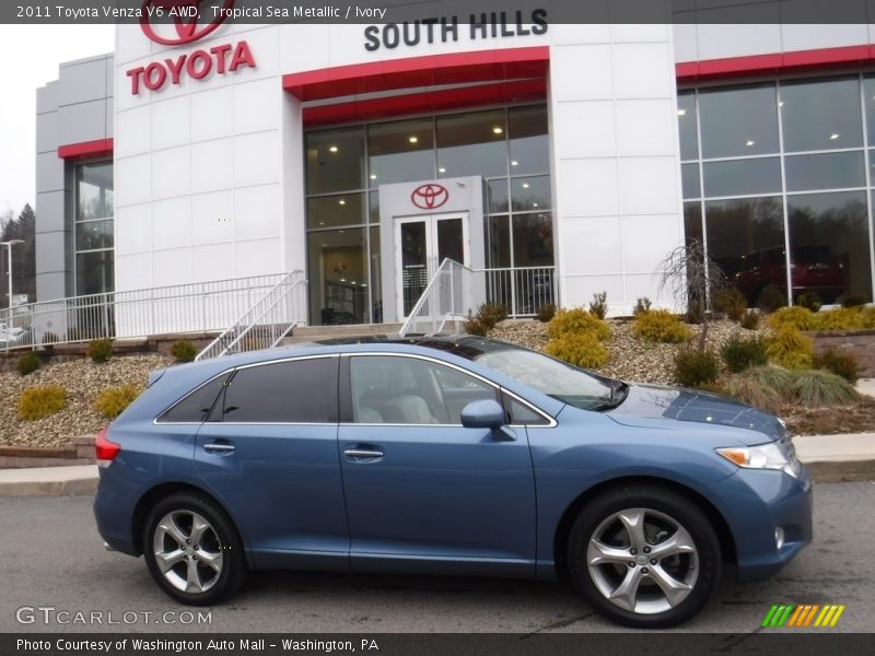 Tropical Sea Metallic / Ivory 2011 Toyota Venza V6 AWD