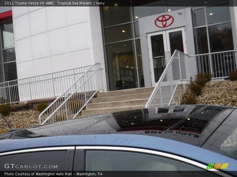 Tropical Sea Metallic / Ivory 2011 Toyota Venza V6 AWD