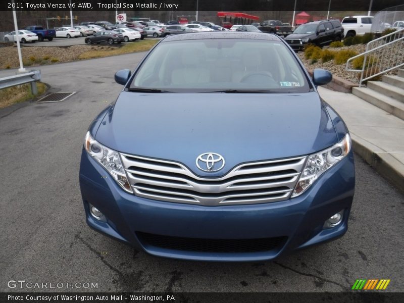 Tropical Sea Metallic / Ivory 2011 Toyota Venza V6 AWD