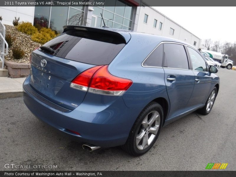 Tropical Sea Metallic / Ivory 2011 Toyota Venza V6 AWD