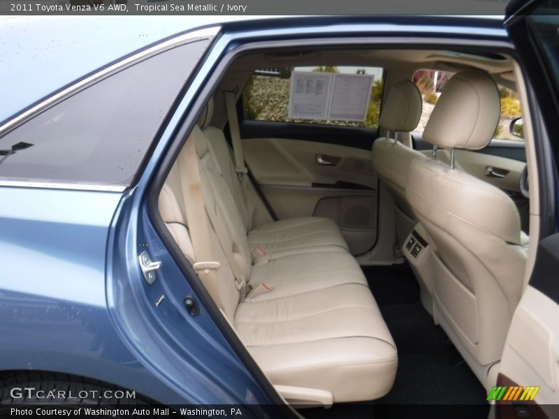 Tropical Sea Metallic / Ivory 2011 Toyota Venza V6 AWD