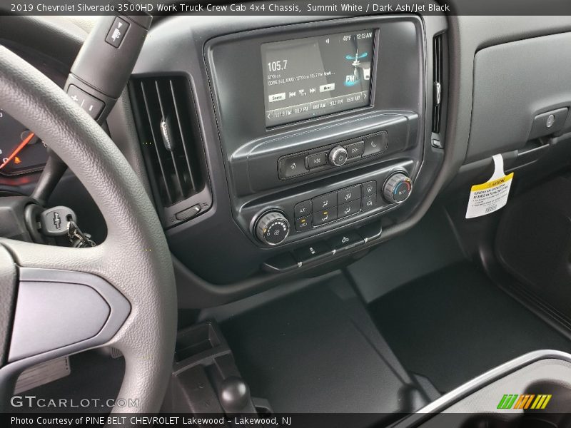 Summit White / Dark Ash/Jet Black 2019 Chevrolet Silverado 3500HD Work Truck Crew Cab 4x4 Chassis