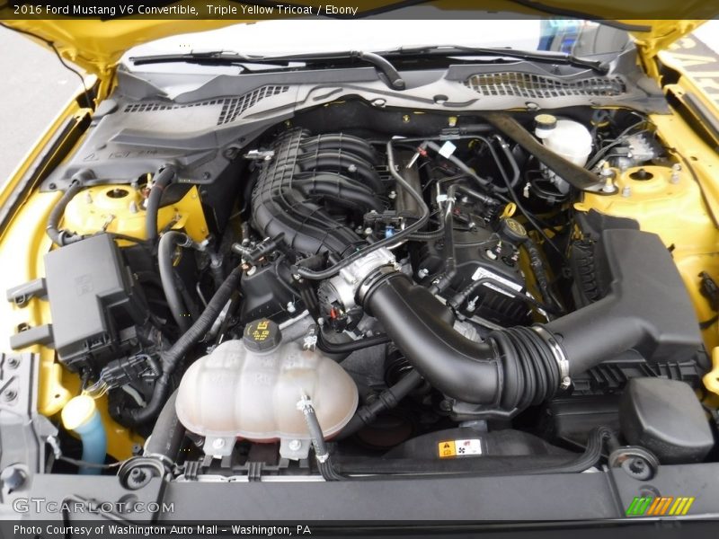 Triple Yellow Tricoat / Ebony 2016 Ford Mustang V6 Convertible