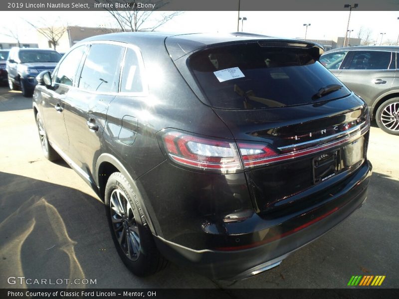 Infinite Black / Ebony 2019 Lincoln Nautilus Select