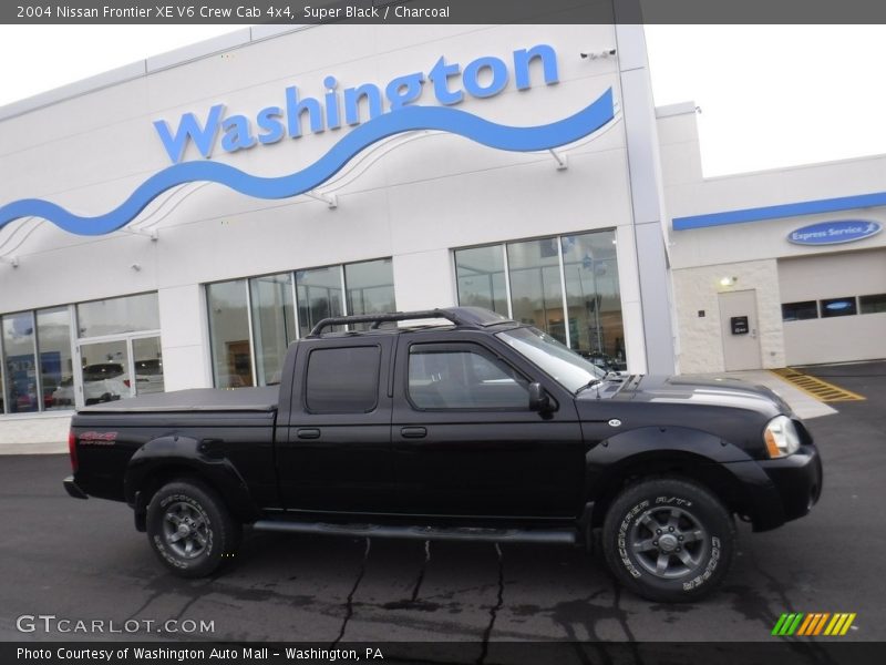 Super Black / Charcoal 2004 Nissan Frontier XE V6 Crew Cab 4x4