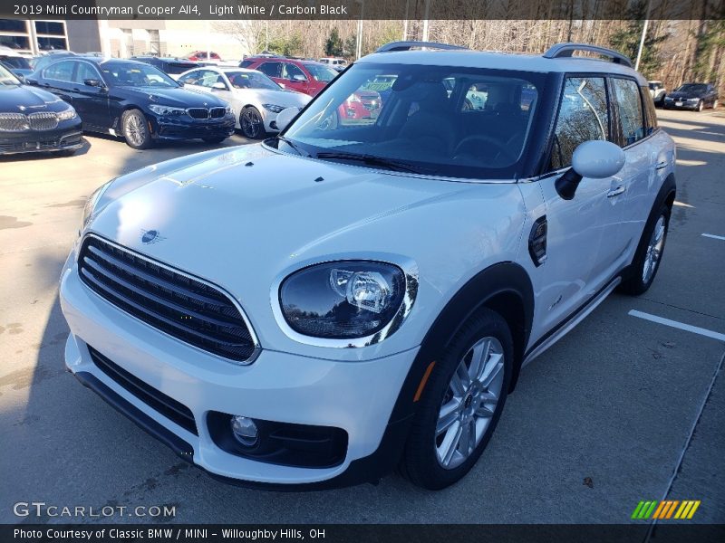 Light White / Carbon Black 2019 Mini Countryman Cooper All4