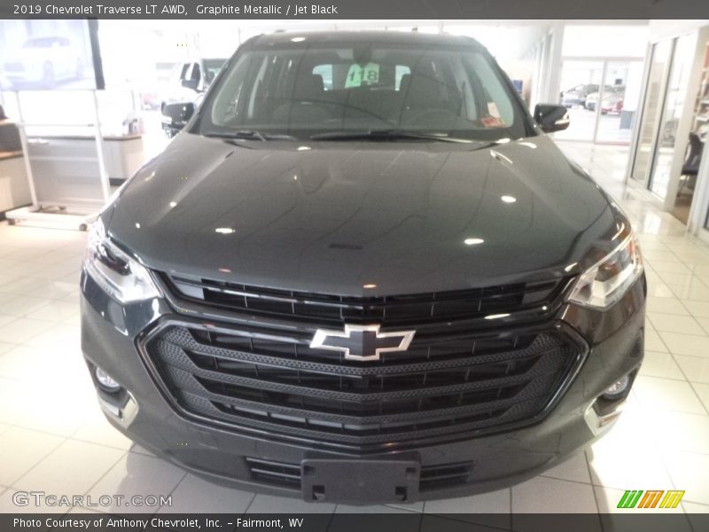 Graphite Metallic / Jet Black 2019 Chevrolet Traverse LT AWD