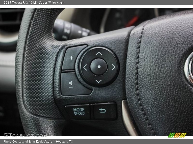 Super White / Ash 2015 Toyota RAV4 XLE