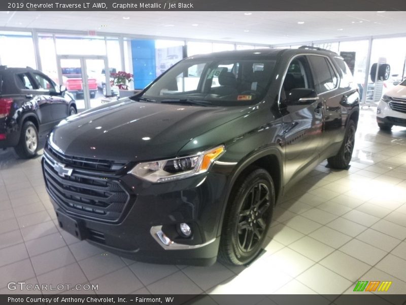 Graphite Metallic / Jet Black 2019 Chevrolet Traverse LT AWD