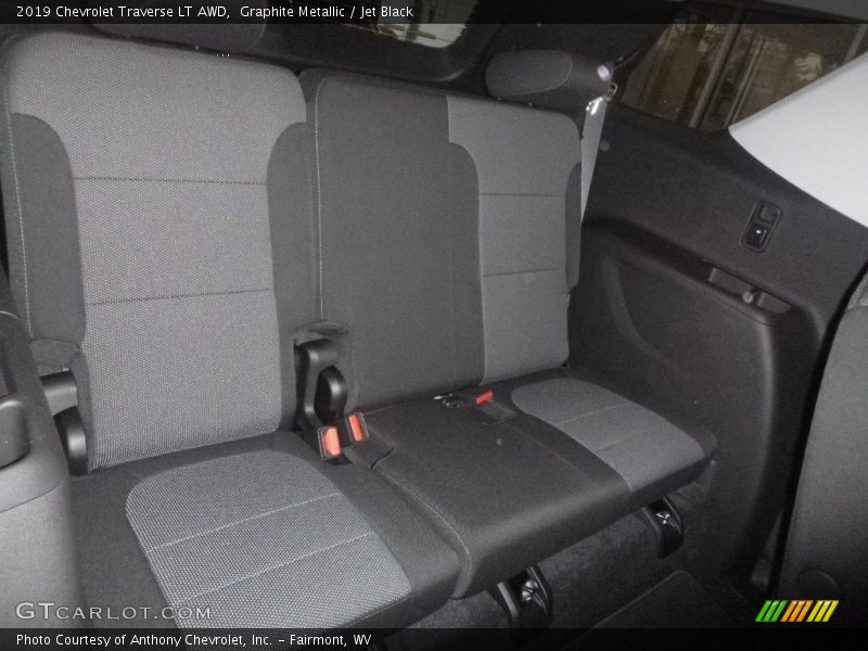 Graphite Metallic / Jet Black 2019 Chevrolet Traverse LT AWD