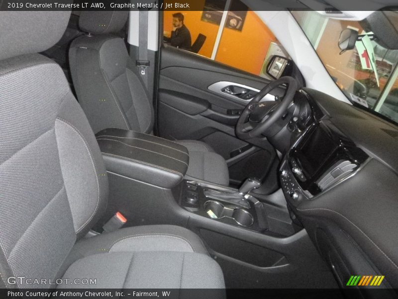 Graphite Metallic / Jet Black 2019 Chevrolet Traverse LT AWD