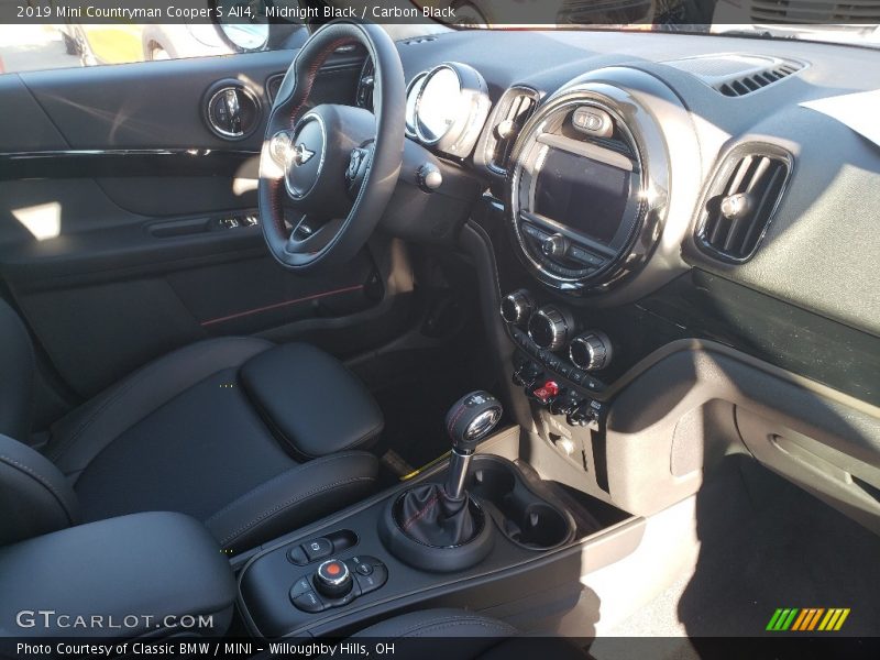 Midnight Black / Carbon Black 2019 Mini Countryman Cooper S All4
