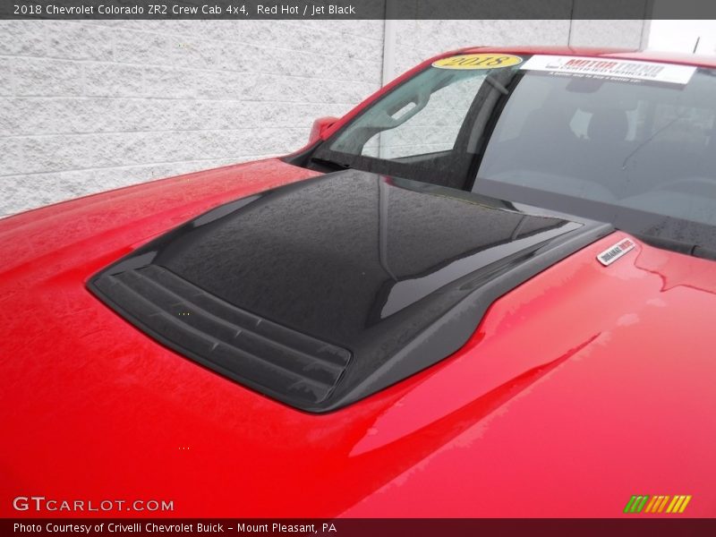 Red Hot / Jet Black 2018 Chevrolet Colorado ZR2 Crew Cab 4x4