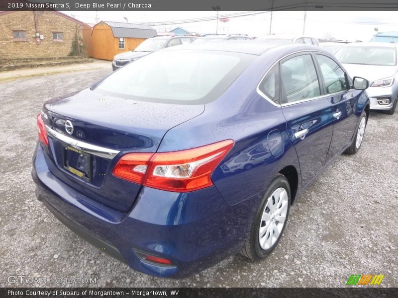 Deep Blue Pearl / Charcoal 2019 Nissan Sentra S