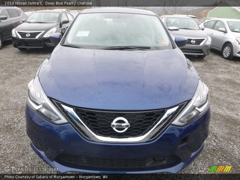 Deep Blue Pearl / Charcoal 2019 Nissan Sentra S