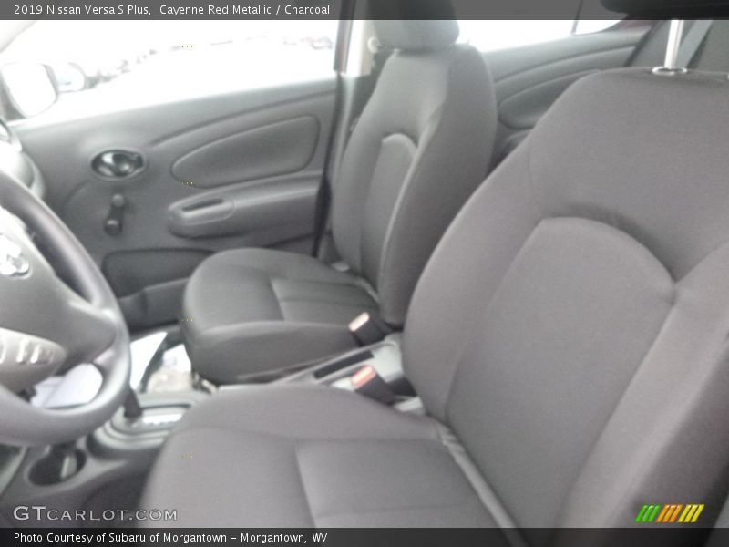 Cayenne Red Metallic / Charcoal 2019 Nissan Versa S Plus