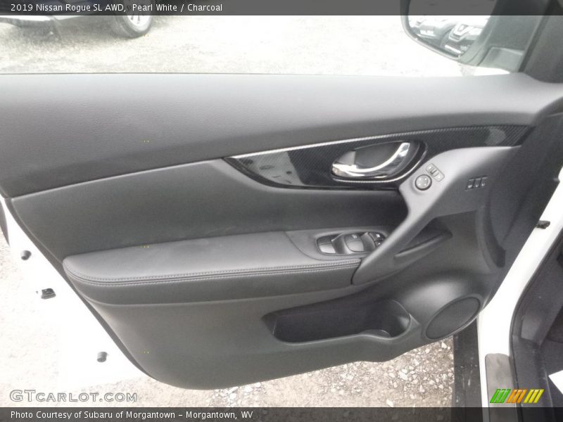 Pearl White / Charcoal 2019 Nissan Rogue SL AWD